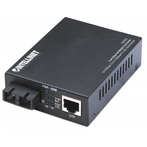 Intellinet Fast Ethernet Media Converter